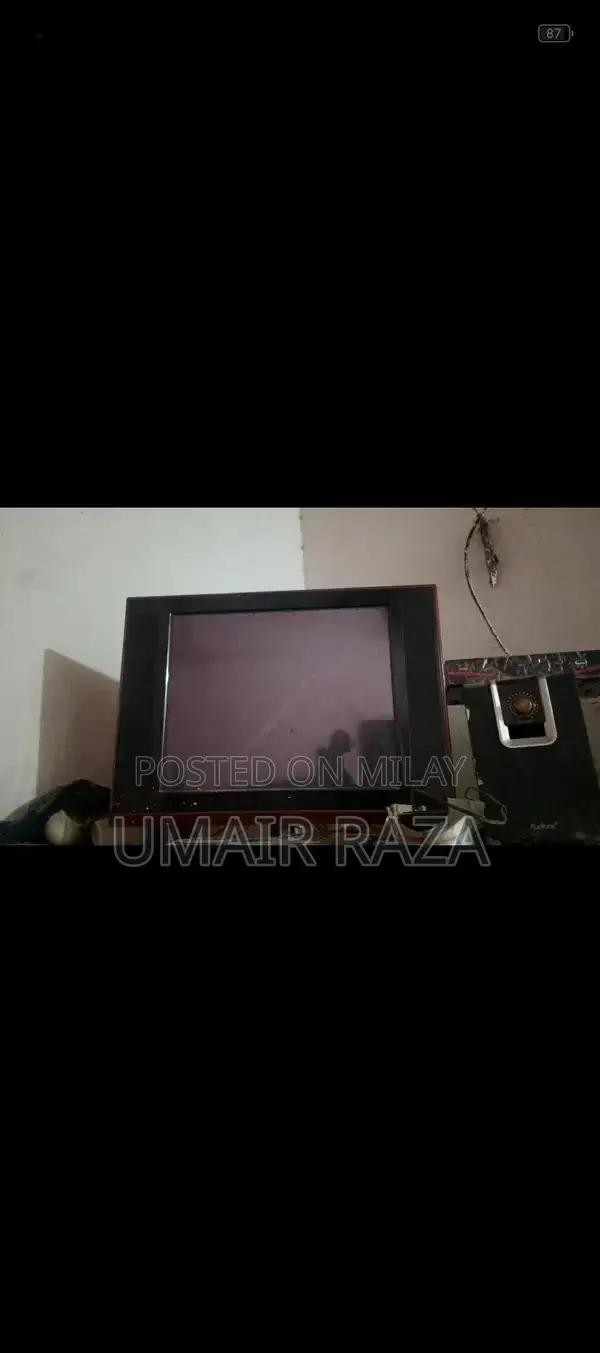 14-Inch LCD Panel with Minor Dot Imperfection