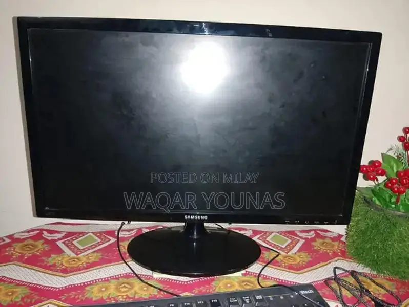 Samsung LED Computer Monitor 24-inch Display