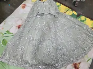 Elegant Medium-Large Wedding Party Lehnga Dress