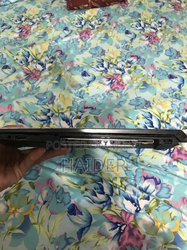 Lenovo Business Laptop with Core i5 7th Gen Processor