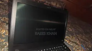 Photo - Lenovo ThinkPad x280 Business Laptop