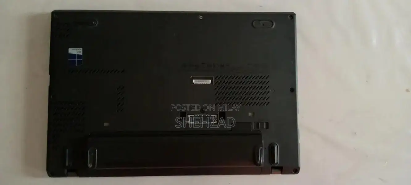 Lenovo ThinkPad X250 Business Laptop