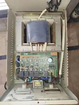 LG Heavy-Duty 10000W Electrical Stabilizer