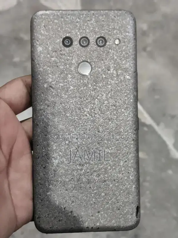 High-Performance LG V50 Smartphone with Snapdragon 855