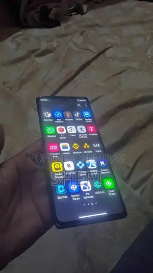 LG Velvet 5G Smartphone with Under-Display Fingerprint