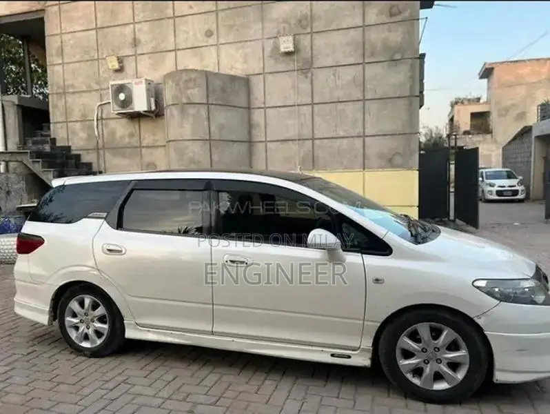 Honda Airwave Imported Sedan with New Engine