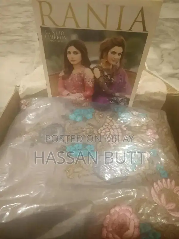 Luxury Chiffon Embroidered 3-Piece Unstitched Dress Suit