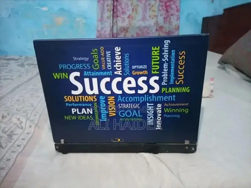 Lenovo X201 Compact Business Laptop with Core i5 Processor