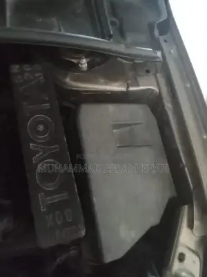 Toyota Corolla GLI Sedan - Reliable Family Car