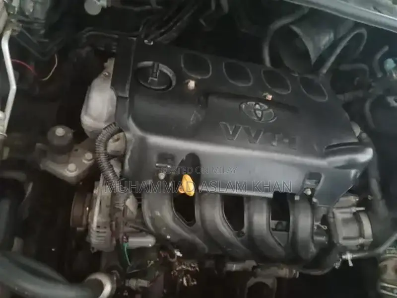 Toyota Corolla GLI Sedan - Reliable Family Car