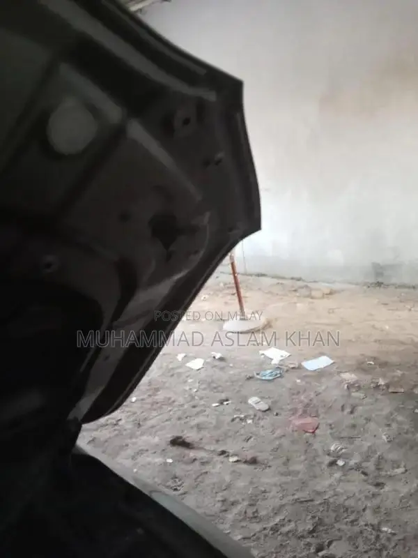 Toyota Corolla GLI Sedan - Reliable Family Car