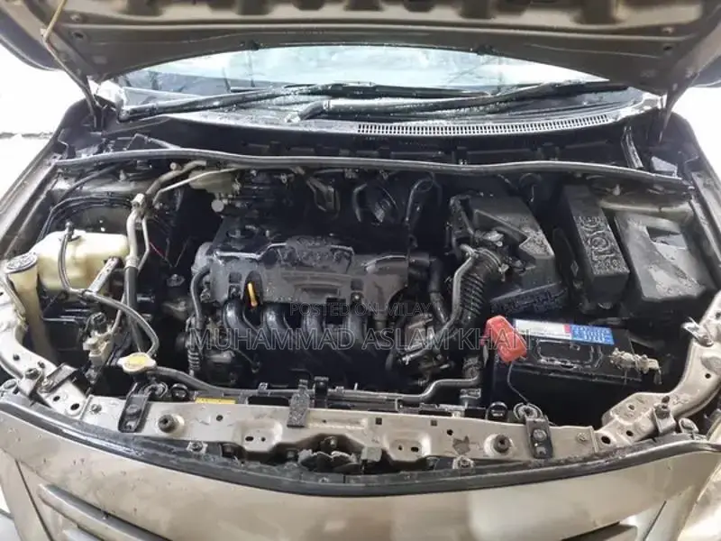 Toyota Corolla GLI Sedan - Reliable Family Car