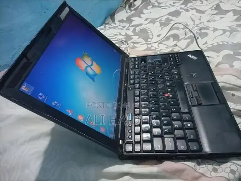 Lenovo X201 Compact Business Laptop with Core i5 Processor