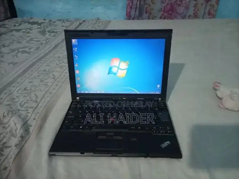 Lenovo X201 Compact Business Laptop with Core i5 Processor