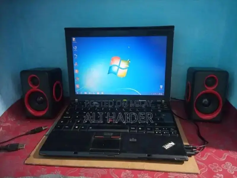 Lenovo X201 Compact Business Laptop with Core i5 Processor