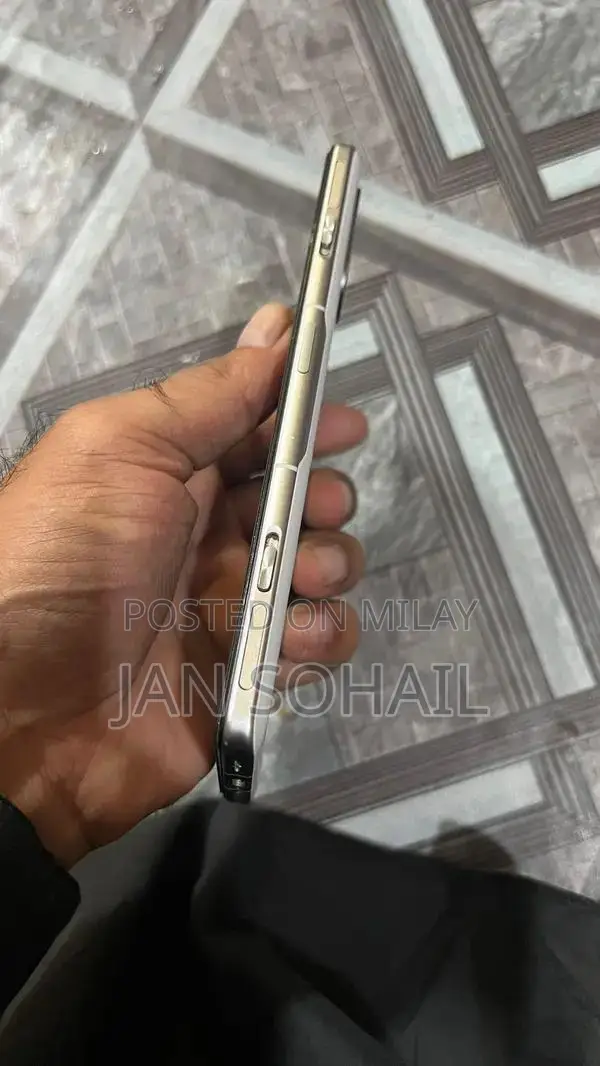 Redmi K40 Smartphone in Excellent Condition