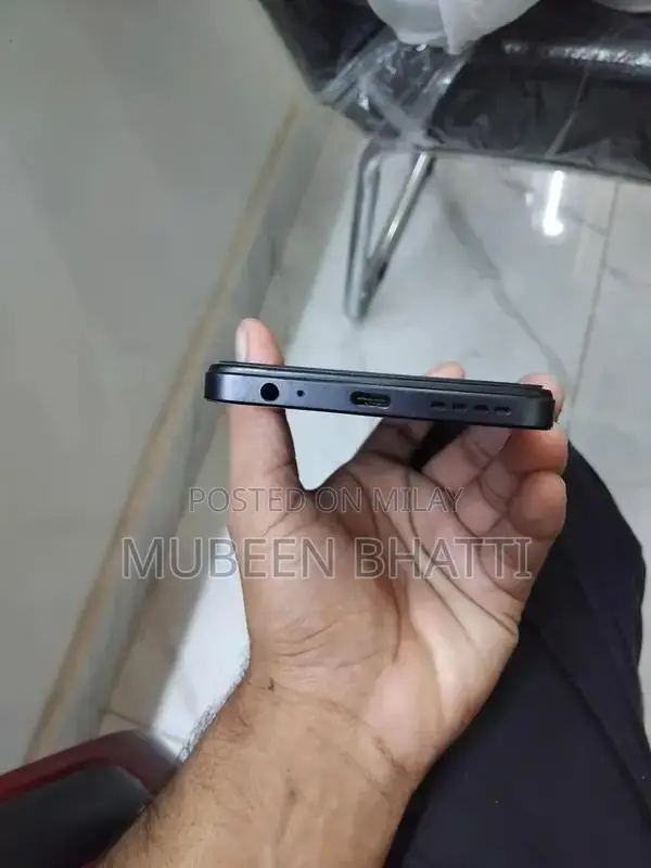 Infinix Hot 30 Smartphone - 8GB RAM, 128GB Storage