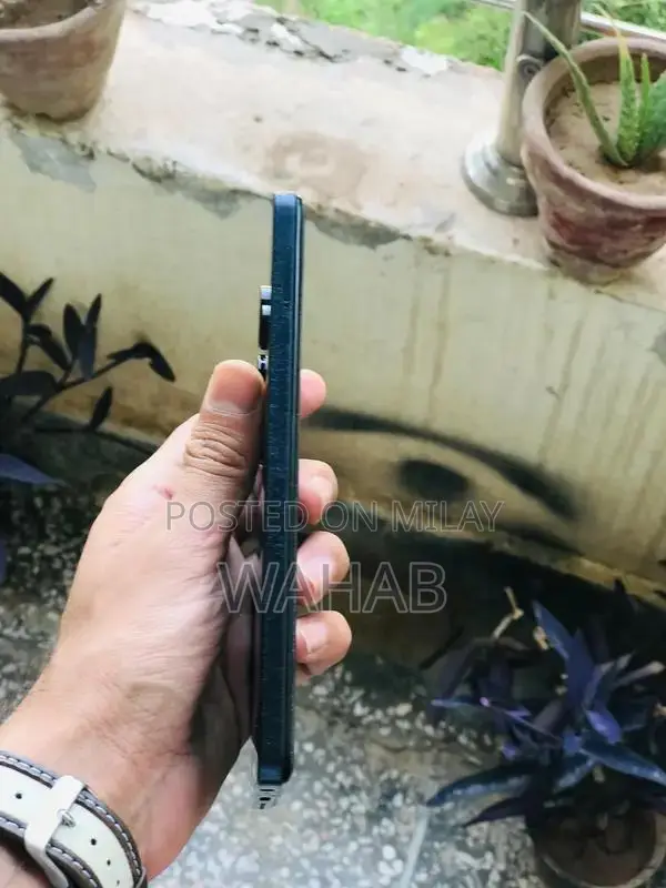 Infinix Hot 30 Smartphone 16GB 128GB Storage