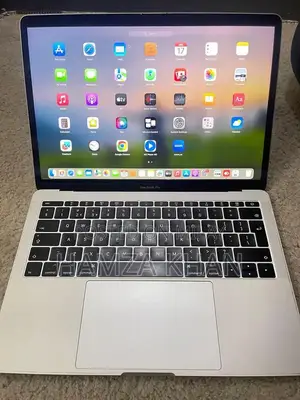 Photo - MacBook Pro 13.3" 2017 Intel Core i5 Laptop