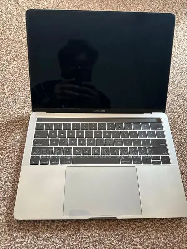 MacBook Pro 2017 Touch Bar 13.3-inch Laptop