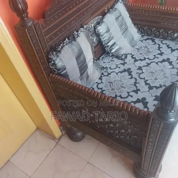 Solid Wood 1.5 Seater Living Room Sofa