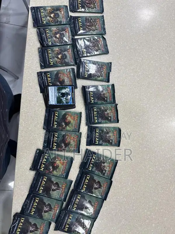 Magic: The Gathering Ixalan Trading Card Booster Pack Collection