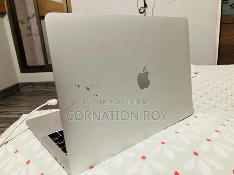 MacBook Pro 2018 13-inch Core i5 16GB RAM 256GB SSD