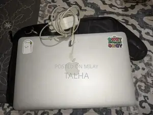 Photo - MacBook Air Mid 2013 - Core i5, 4GB RAM, 256GB SSD