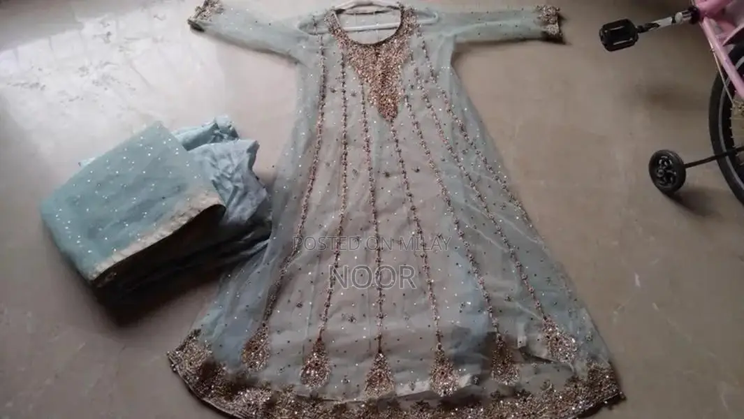 Maxsi Women's Trouser Dupatta Set - Classic Ethnic Wear