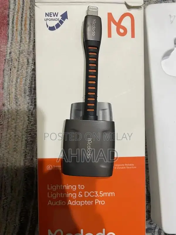 High-Performance Fitness Tracker with Multiple Health Monitoring Featu