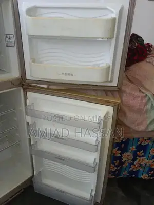 Dawlance Medium-Size Refrigerator - Reliable Home Appliance