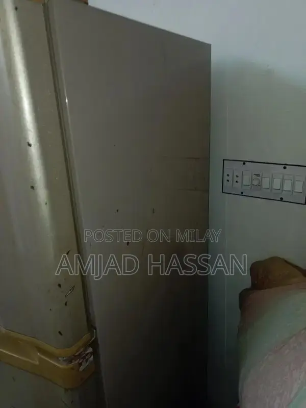 Dawlance Medium-Size Refrigerator - Reliable Home Appliance