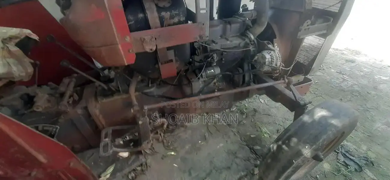 Massey 240 Vintage Tractor Engine - Classic British Agricultural Machi