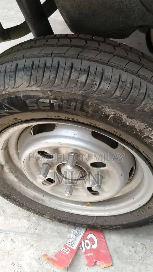 Suzuki Mehran 2005/6 Compact Sedan with New Tyres