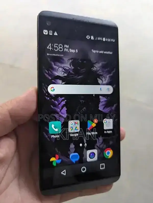 Premium LG Smartphone with Dual Rear Camera and Expandable Storage