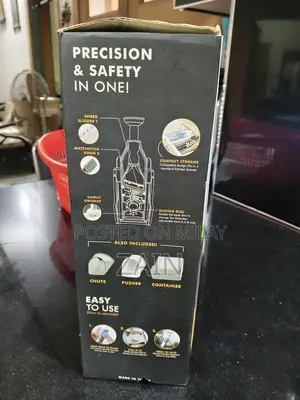 Photo - 5-in-1 Manual Kitchen Slicer and Grater Multi-Function Tool