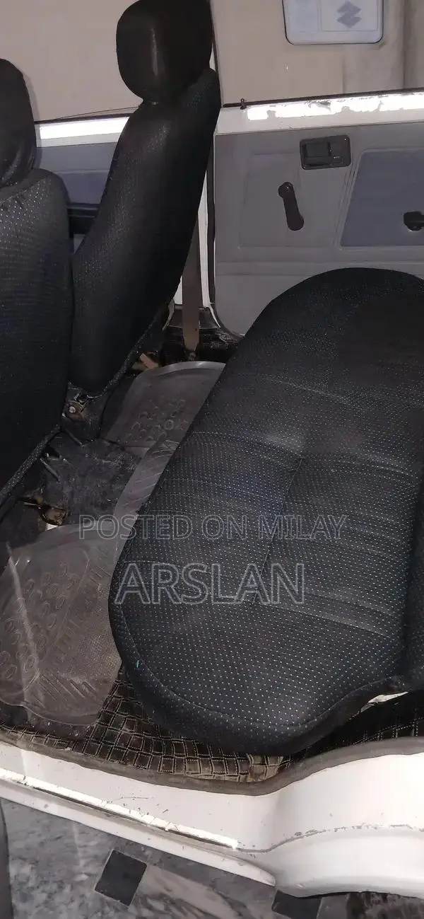 Mehran VX 2005 Lightweight Sedan - Petrol Hatchback