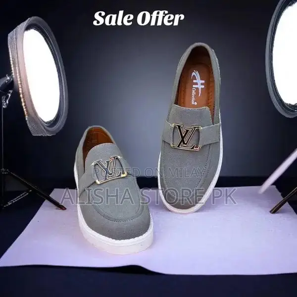 Comfortable Men's Loafers - Stylish Casual Slip-On Footwear