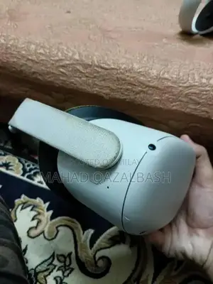 Photo - Meta Quest 2 Virtual Reality Headset 256GB