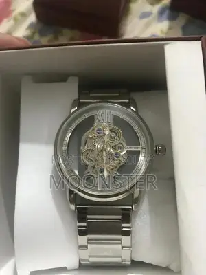 Classic Men's Wristwatches - Stylish Analog Timepieces for Everyday We