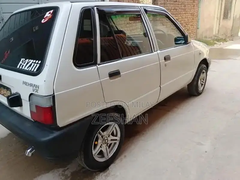 2015 Suzuki Mehran VX Compact Sedan