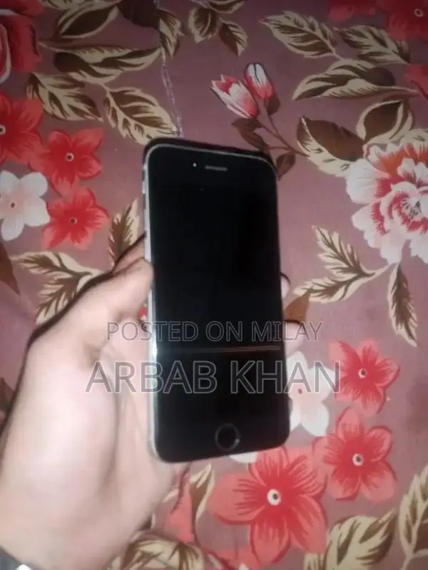 Used iPhone with Good Condition and Battery Health