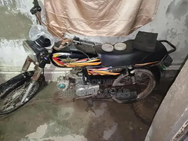 Tecno Spark Mobile Phone and Union Star Bicycle Set