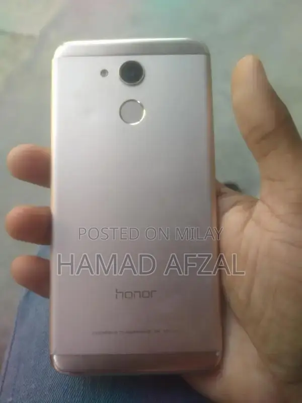 Dual SIM Budget Smartphone with Fingerprint Sensor