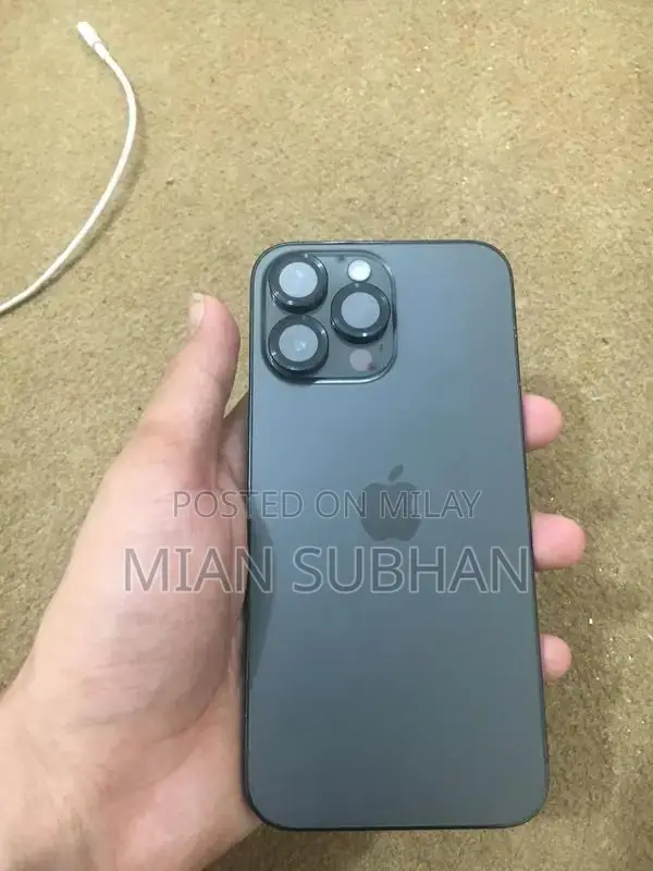 Apple iPhone 14 Pro Max with 86% Battery Health