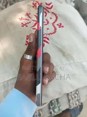 Dcode Sygnal 3Pro Smartphone - Excellent Condition