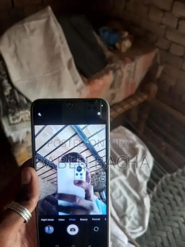 Dcode Sygnal 3Pro Smartphone - Excellent Condition