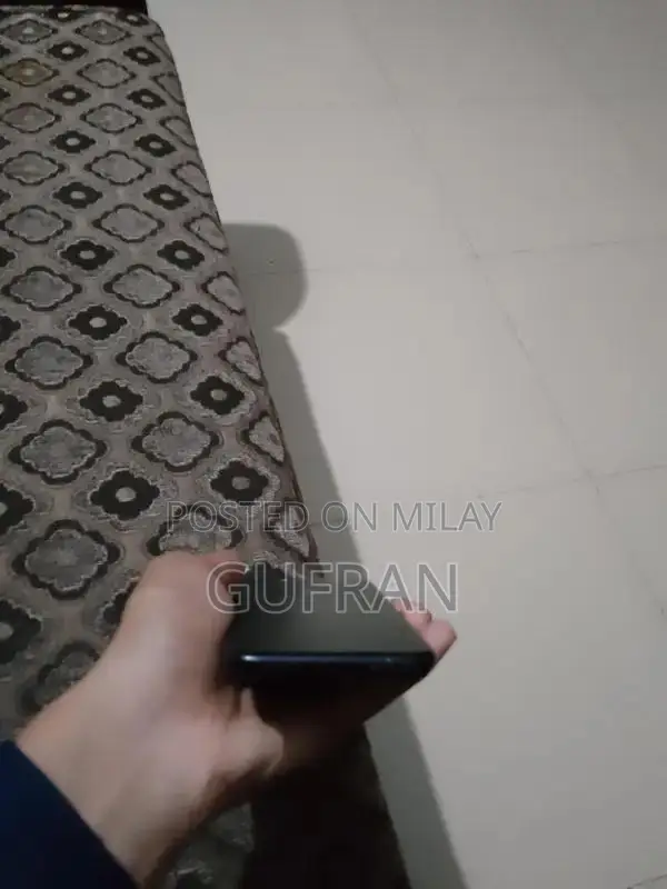 iPhone 7 32GB Unlocked Smartphone Water Resistant