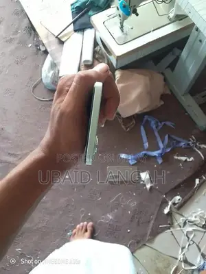 Samsung S25 Smartphone 128GB Storage Excellent Condition