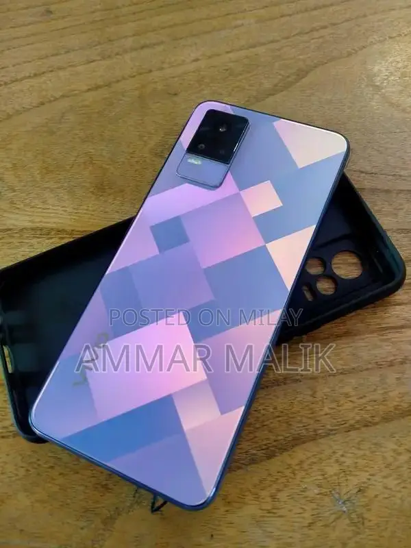 Vivo V21e Smartphone with Advanced Camera System